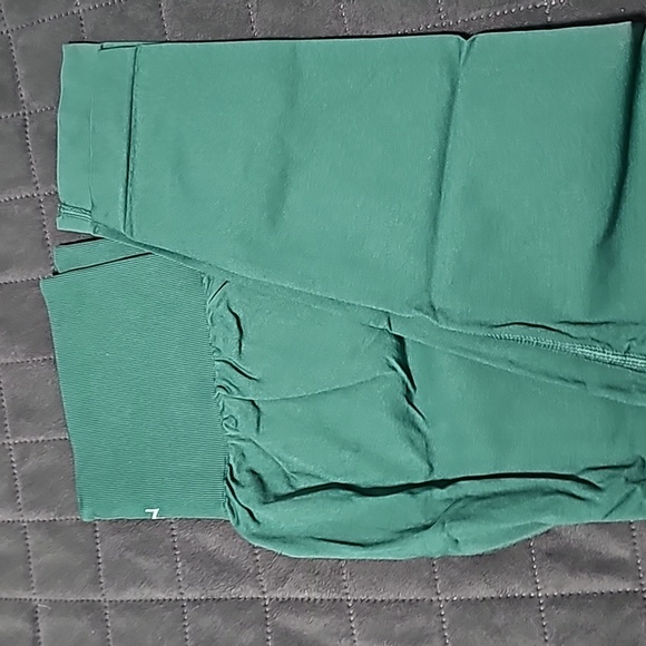 NVGTN Leggings 2.0 - Picture 3 of 7